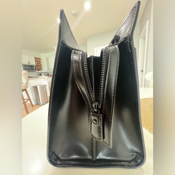 SOLD! Yves Saint Laurent Calfskin Medium Uptown Tote - Picture 5 of 14